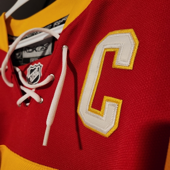 Signed and inscribed HOF NHL Heritage Classic Calgary FLAMES Jersey - Ignila. - Picture 7 of 10
